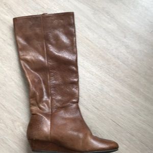 Beautiful wedge boot
